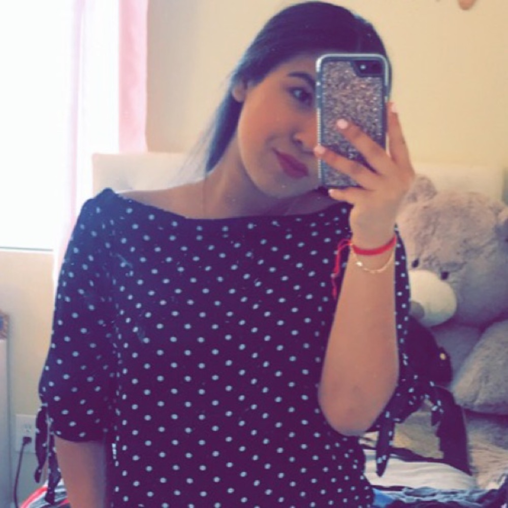 Meet your Posher, Marisbet